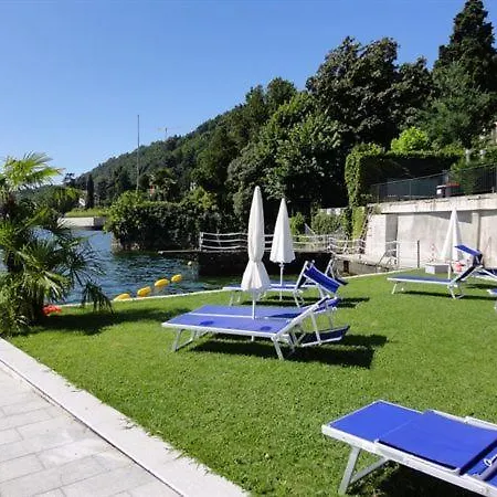 Sleeps 4 Pool T421422 *
